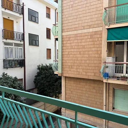 450 Mt Da Mare E Centro, Appena Ristrutturato דירה פינאלה ליגורה