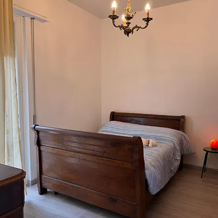 450 Mt Da Mare E Centro, Appena Ristrutturato Finale Ligure