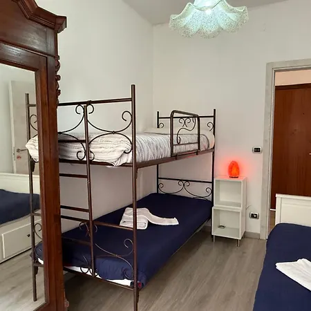 Appartement 450 Mt Da Mare E Centro, Appena Ristrutturato Finale Ligure