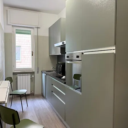 450 Mt Da Mare E Centro, Appena Ristrutturato Apartamento